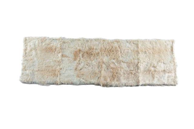 Alpaca Bed Scarf - Image 5
