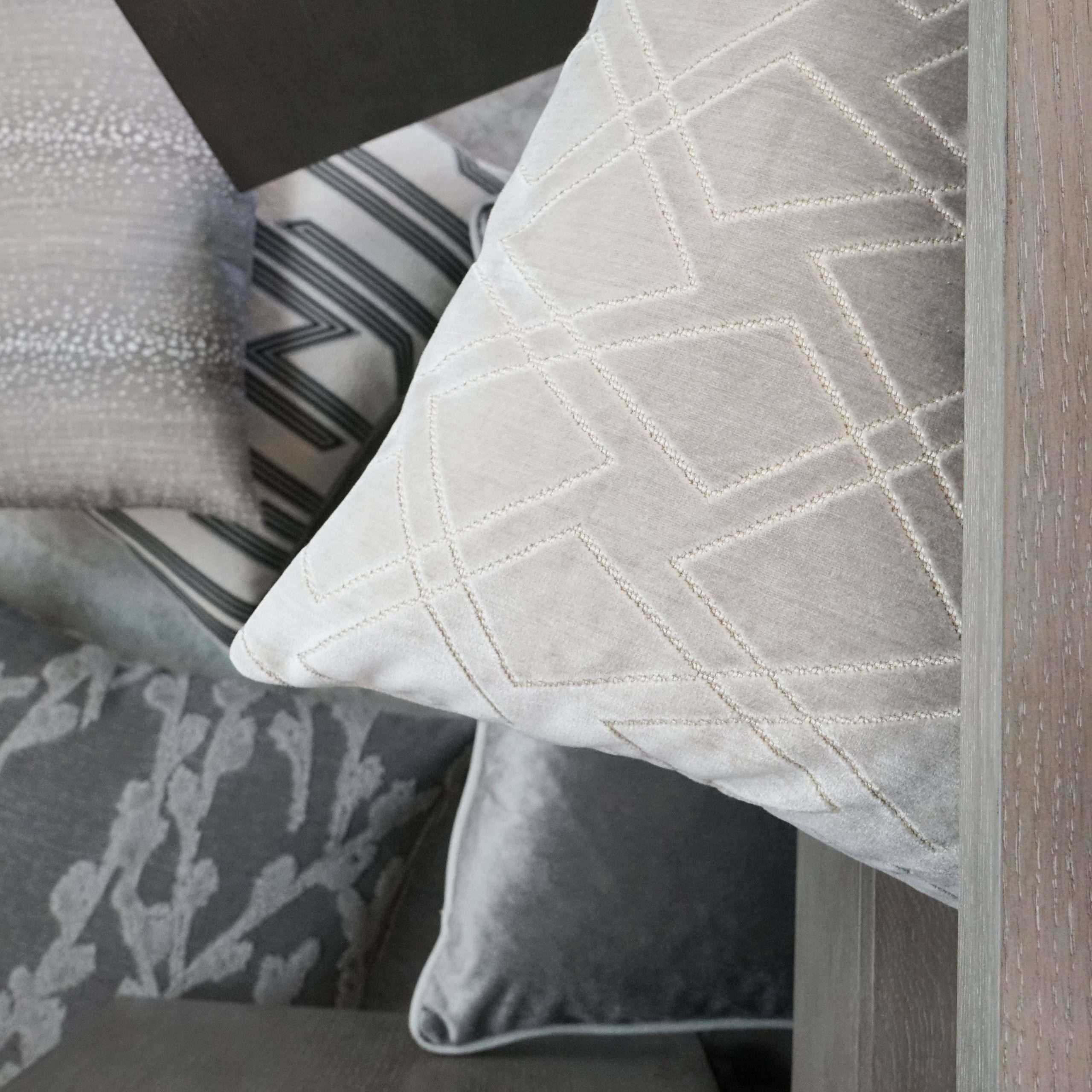 Antelope Pillow - Image 4