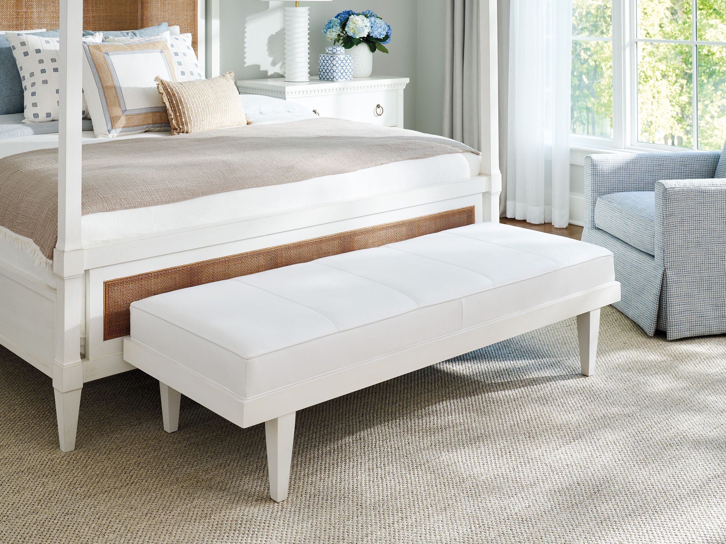 Lagunita Leather Bench - Image 4