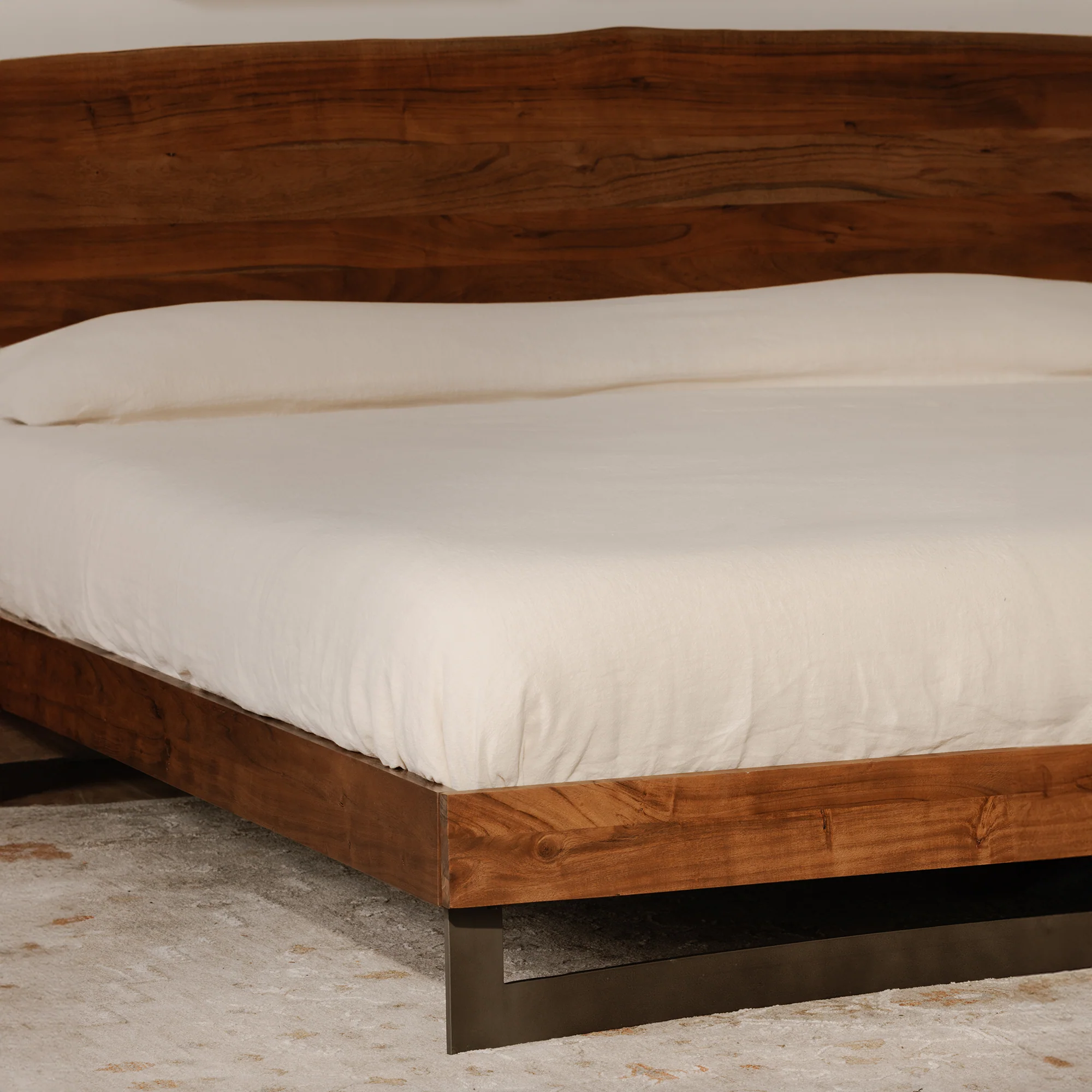 Bent Bed - Image 3