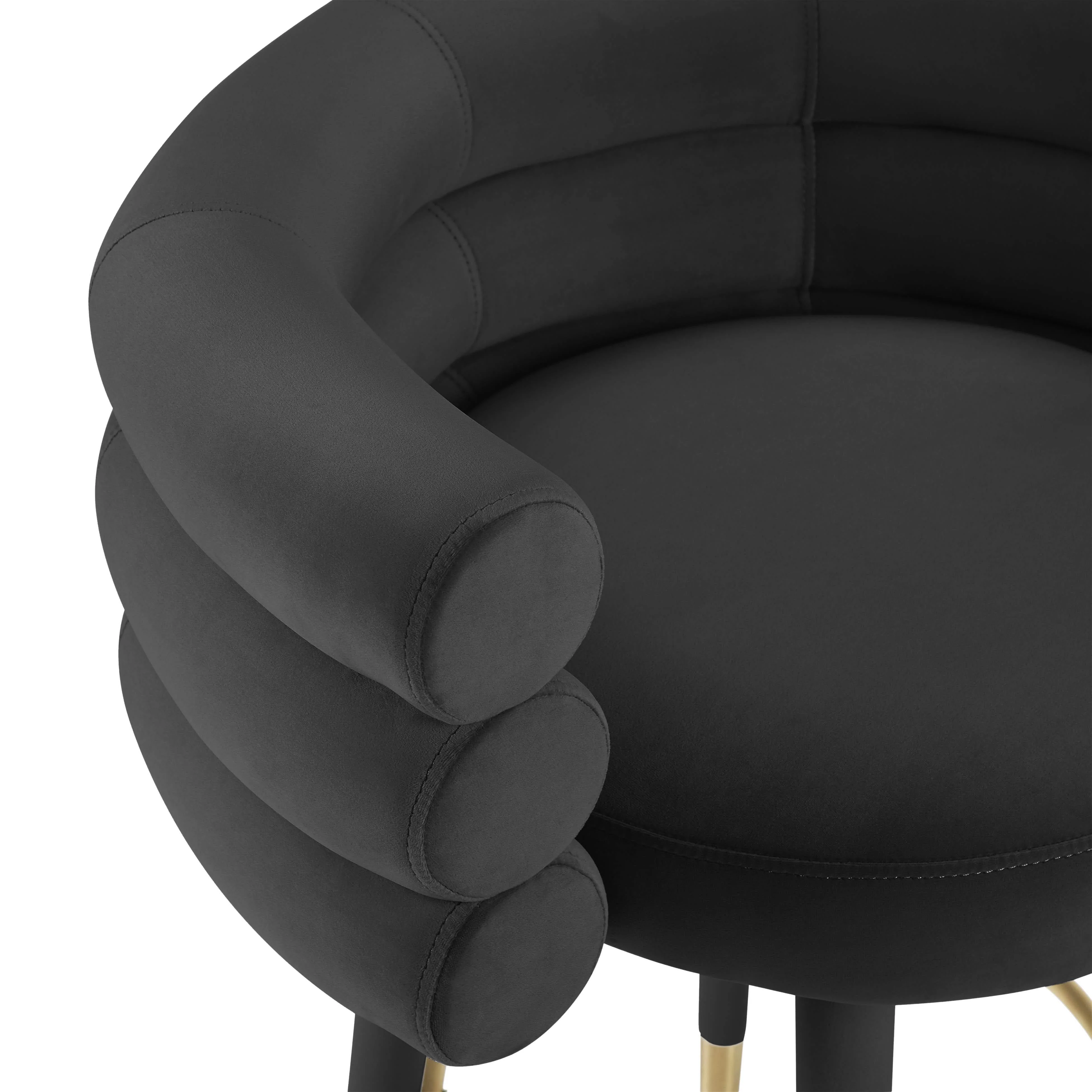 Betty Barstool - Image 4
