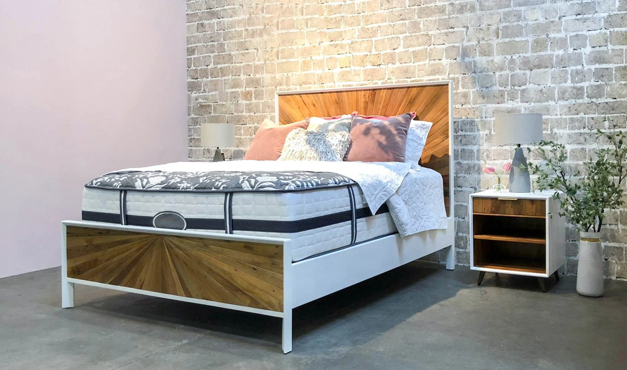 Casablanca Bed - Image 12