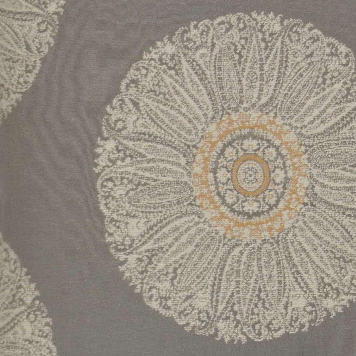 Crillon Pillow - Image 5