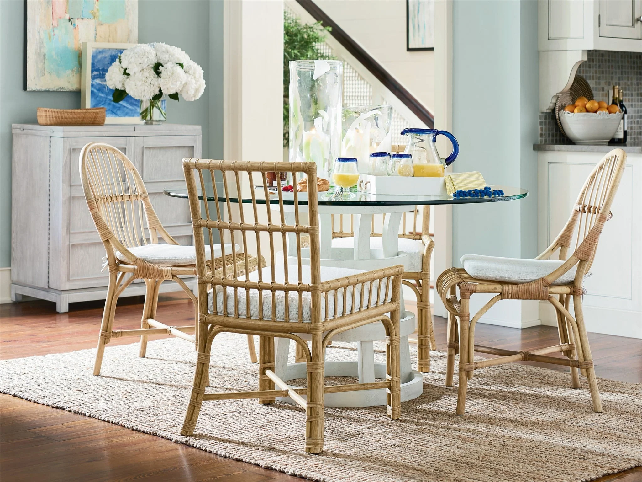 Escape Round Glass Table 54" - Image 3