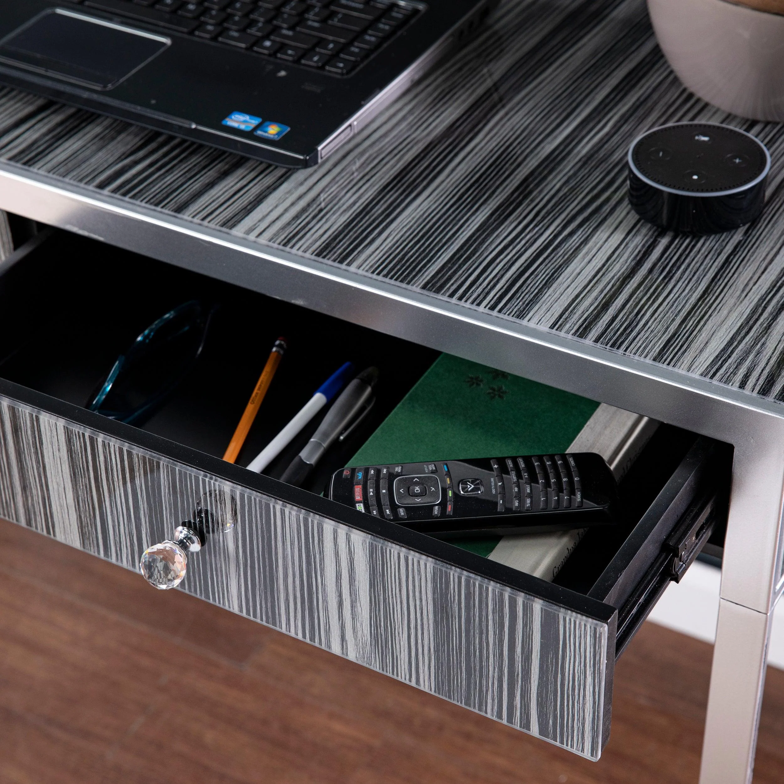 Harpsden Writing Desk - Image 7