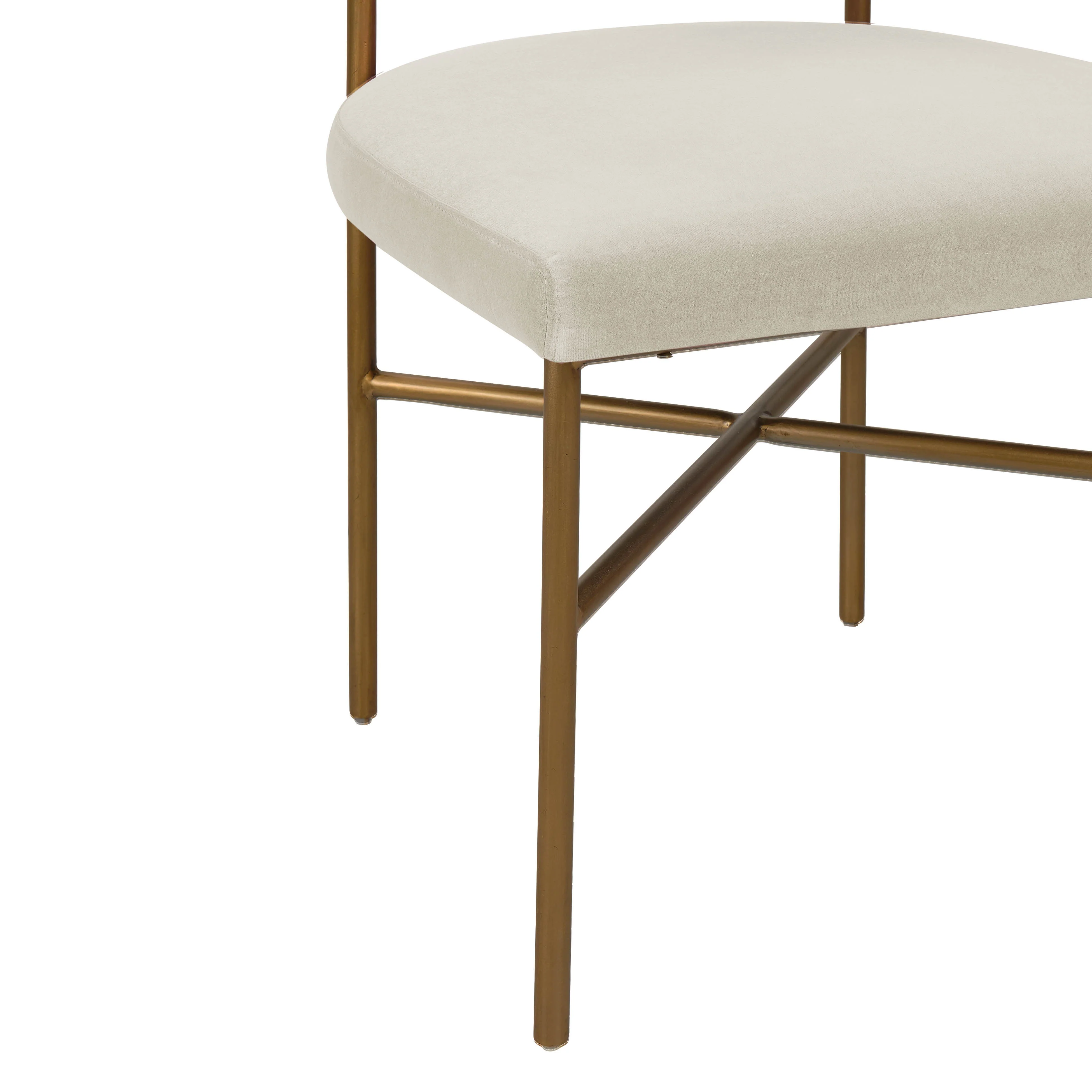 Kim Performance Chair in - Image 5