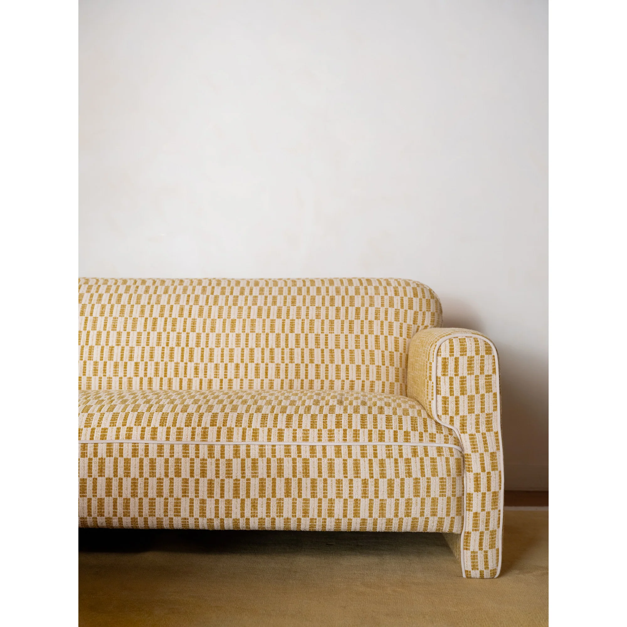 Leo Sofa - Image 2
