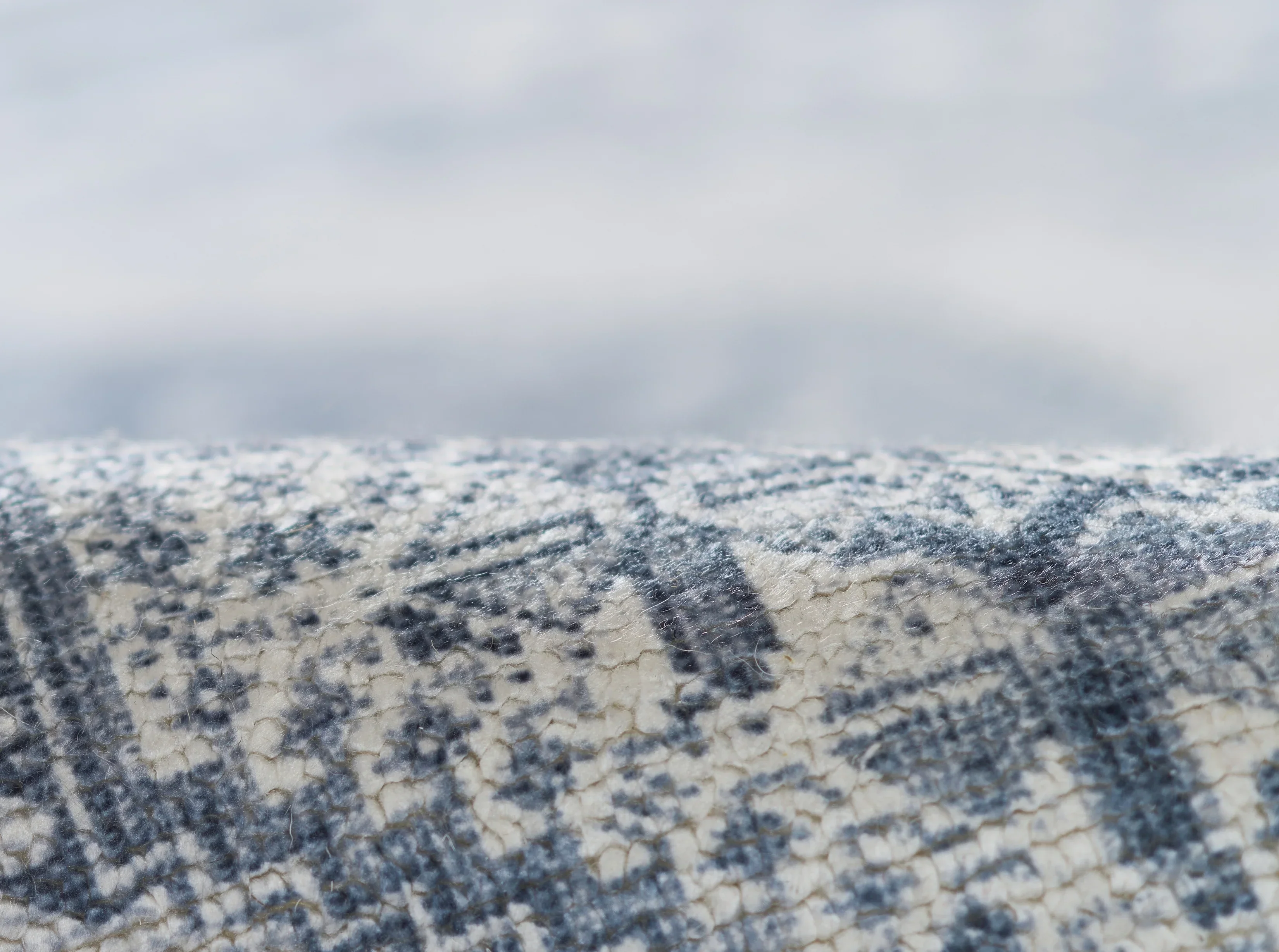 Luna 1 Rug - Image 4