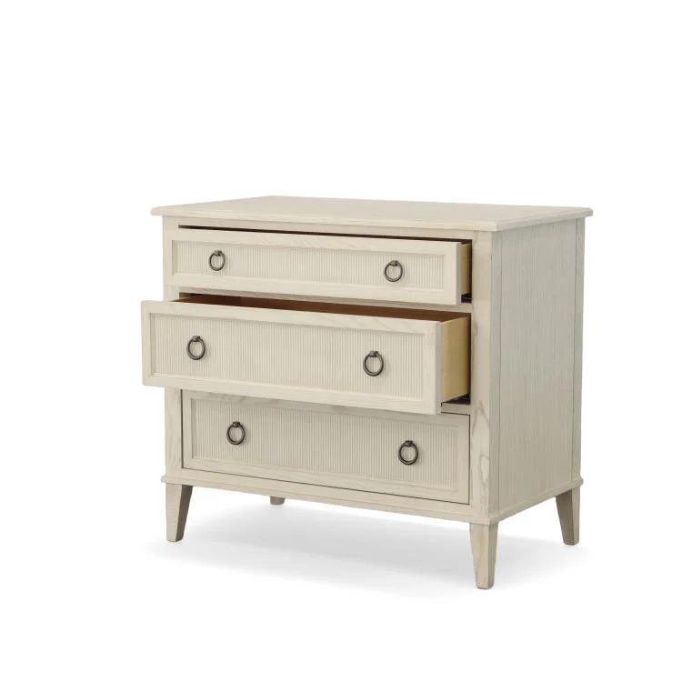 Monarch Hampton Nightstand - Image 3