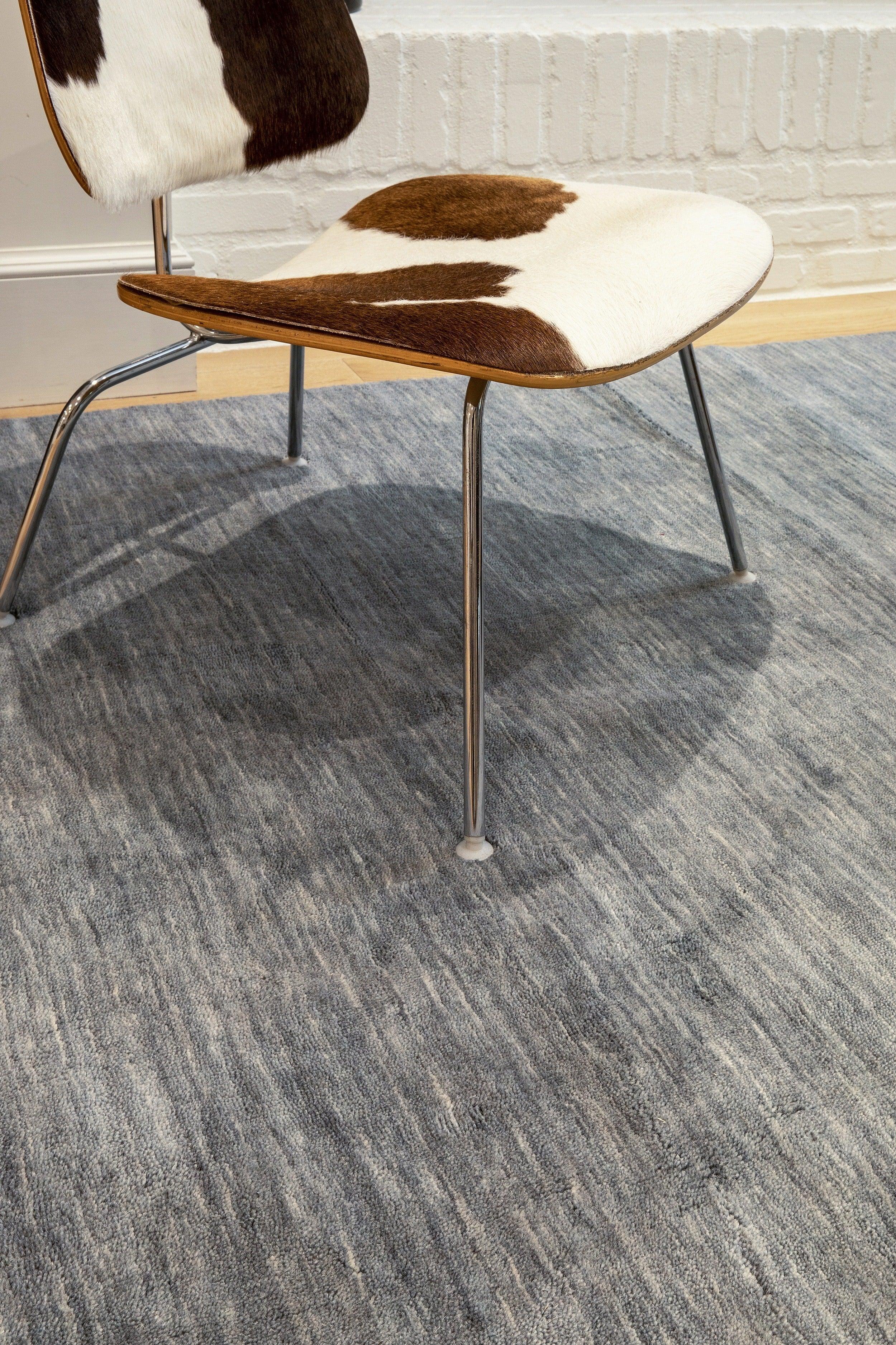 Iris 1 Rug - Image 12