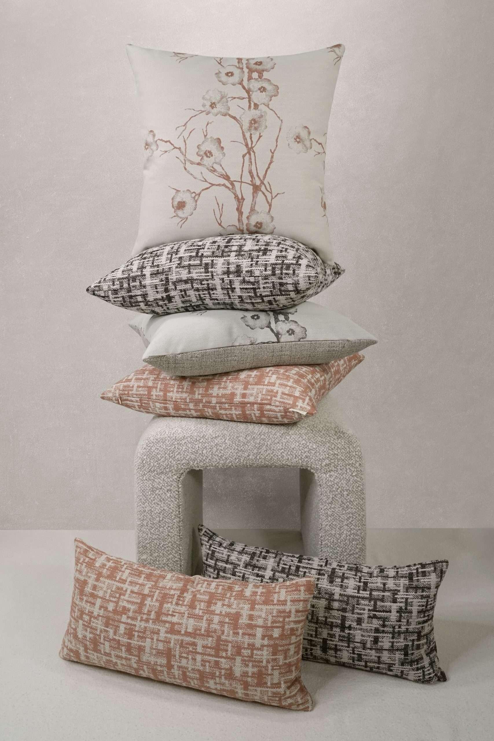 Outdoor Zahwe Lumbar Pillow - Image 7