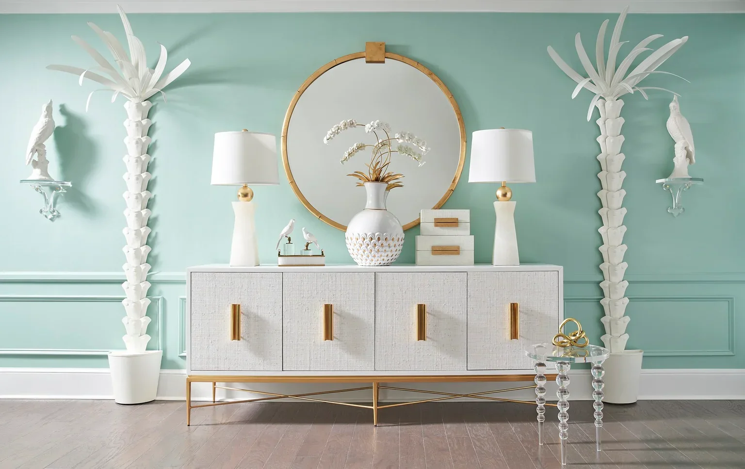 Regency Acrylic Bracket - Image 2