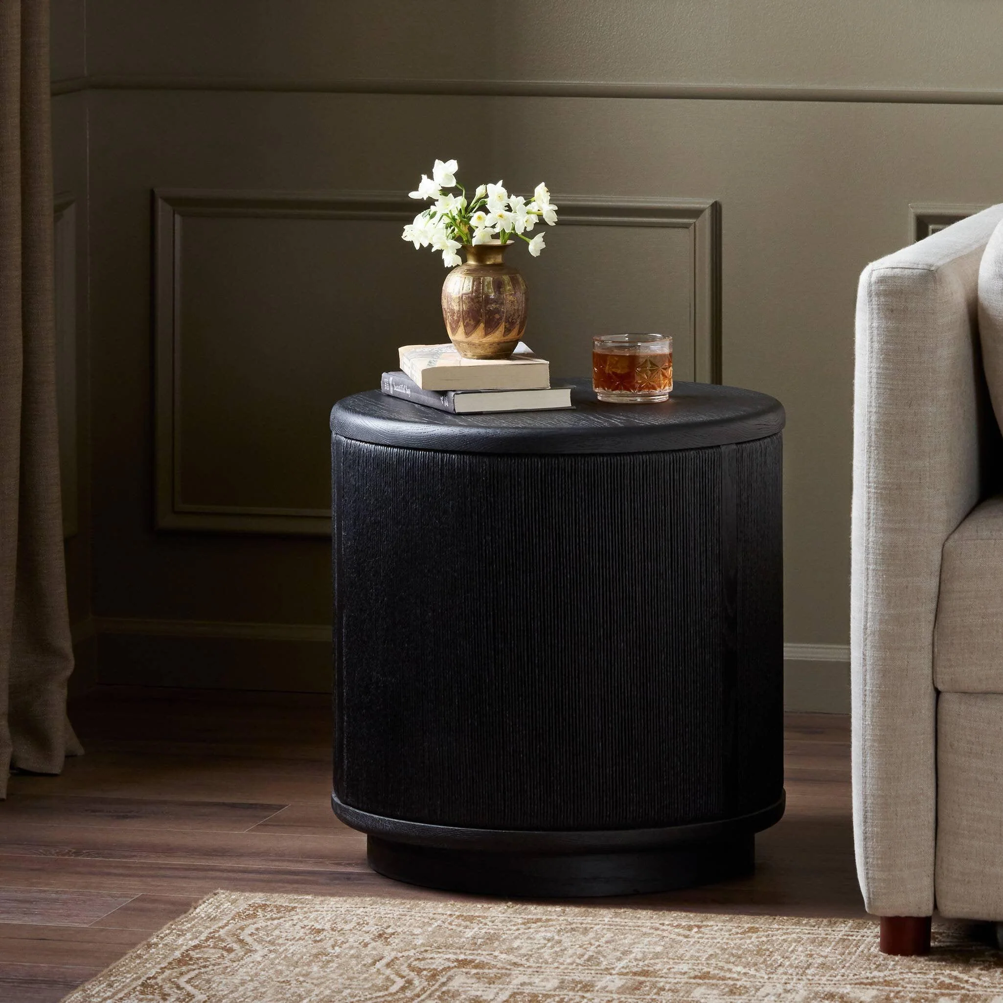 Rosenell End Table - Image 2
