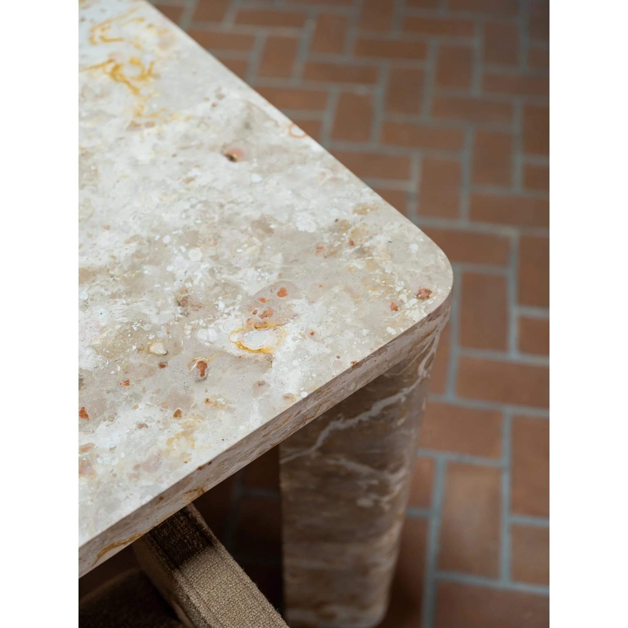 Segment Dining Table Panther - Image 2