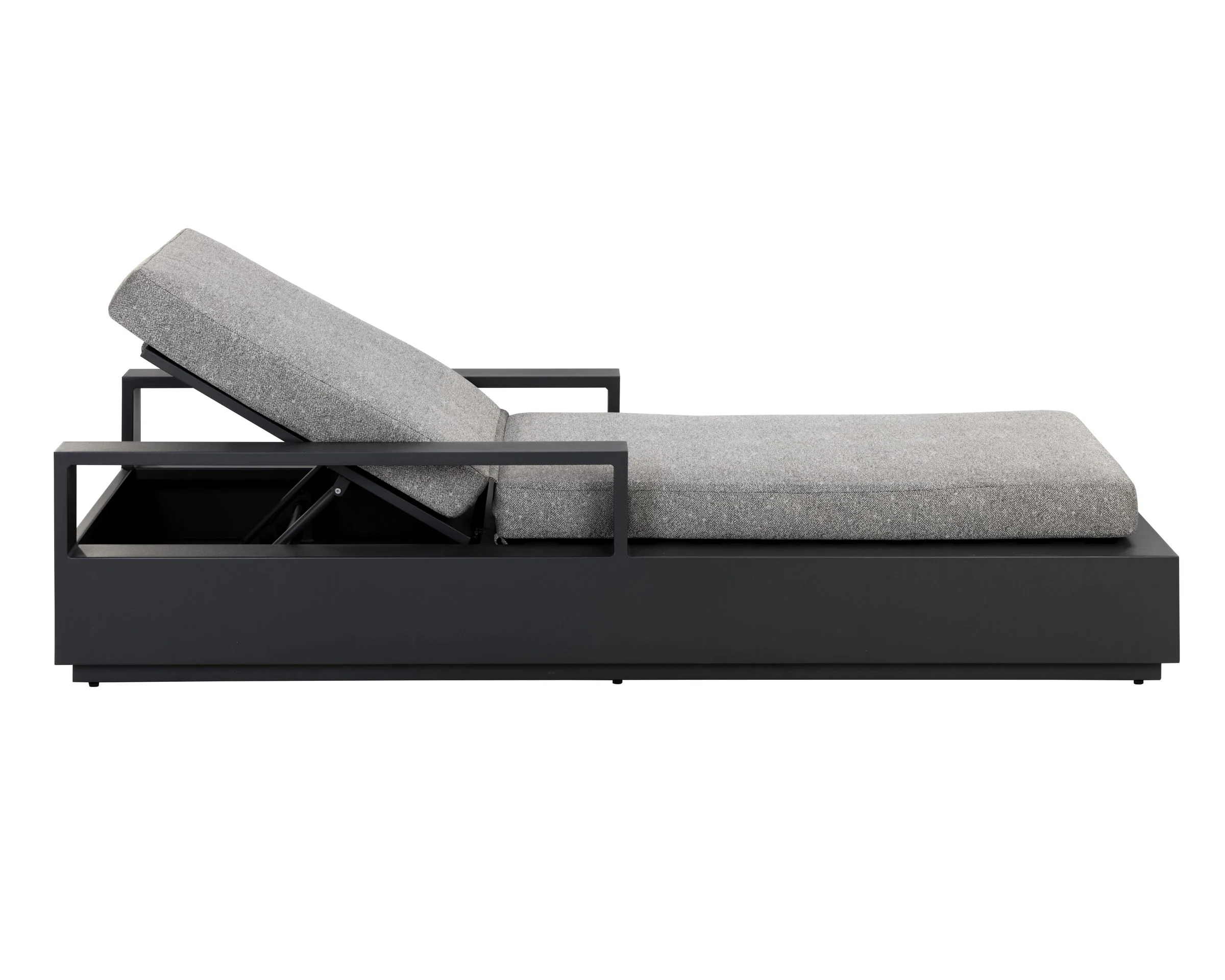 Tavira Lounger - Image 4