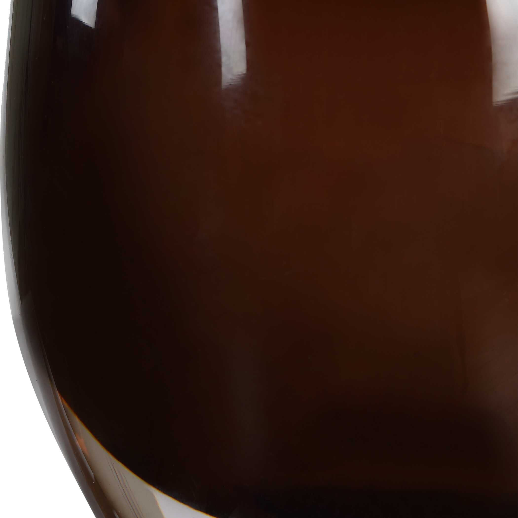 Vannett Dark Amber Table Lamp - Image 5